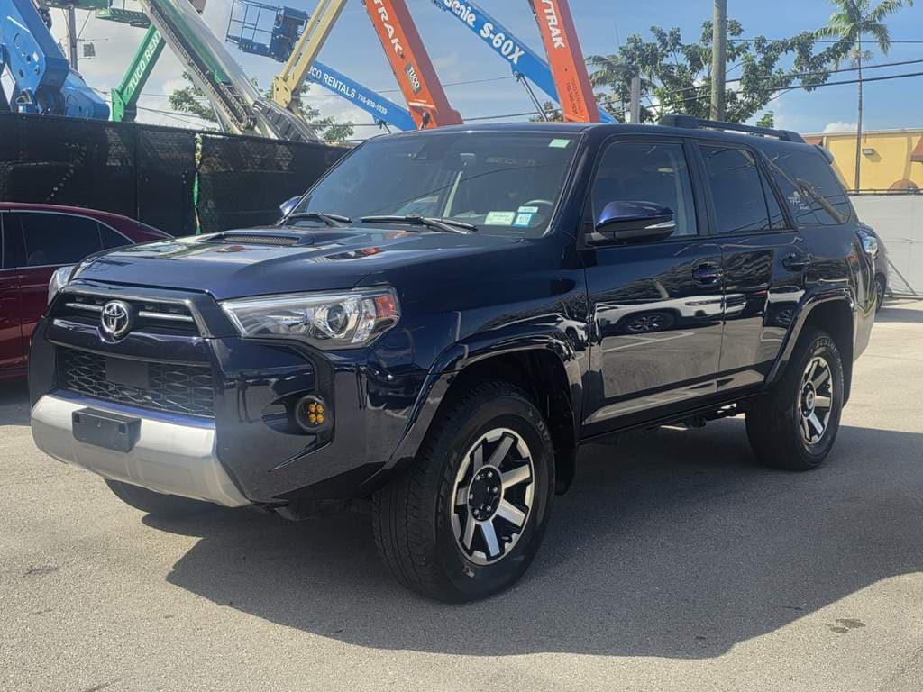 2021 Toyota 4RUNNER TRD Off-Road Premium — photo 1